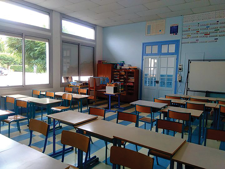 Salle de classe de l'école d'Angeville.